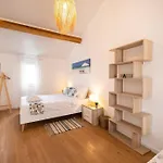 Casa de Férias New! Oceanfront With Hottub, Sao Miguel Azores