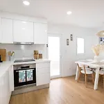 Casa de Férias New! Oceanfront With Hottub, Sao Miguel Azores Lagoa (Azores)