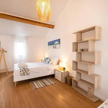 Feriehus New! Oceanfront With Hottub, Sao Miguel Azores
