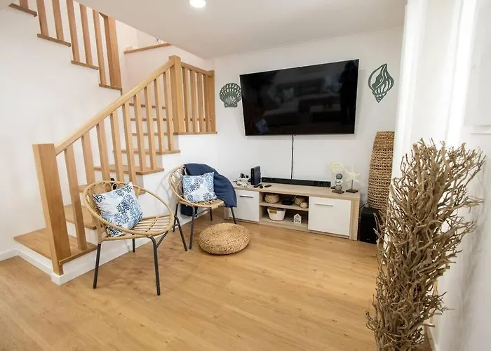 New! Oceanfront With Hottub, Sao Miguel Azores * Lagoa (Azores)