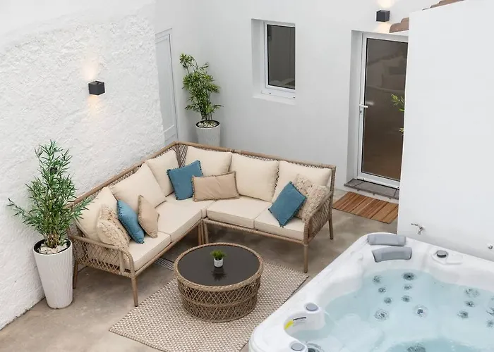 Casa de Férias New! Oceanfront With Hottub, Sao Miguel Azores Lagoa (Azores)