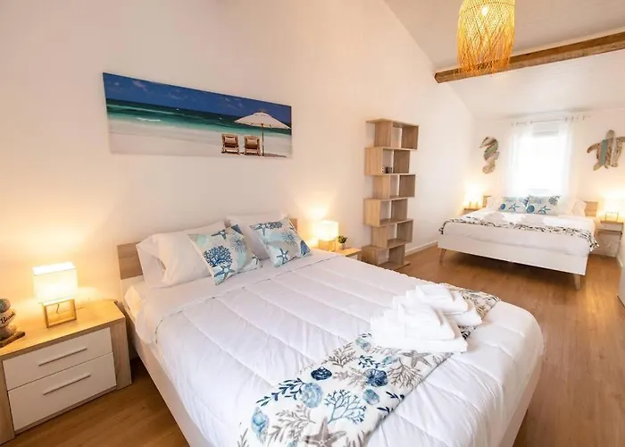 Casa de Férias New! Oceanfront With Hottub, Sao Miguel Azores