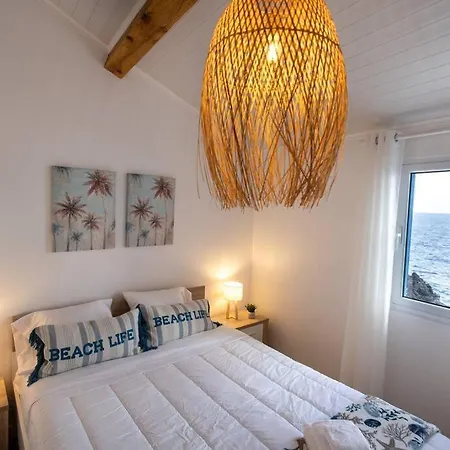 New! Oceanfront With Hottub, Lagoa Sao Miguel Azores